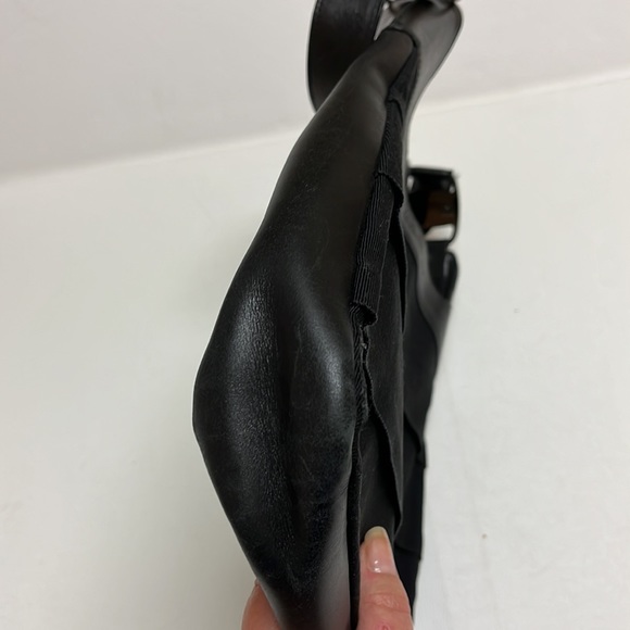 Salvatore Ferragamo black shoulder bag - Picture 9 of 15